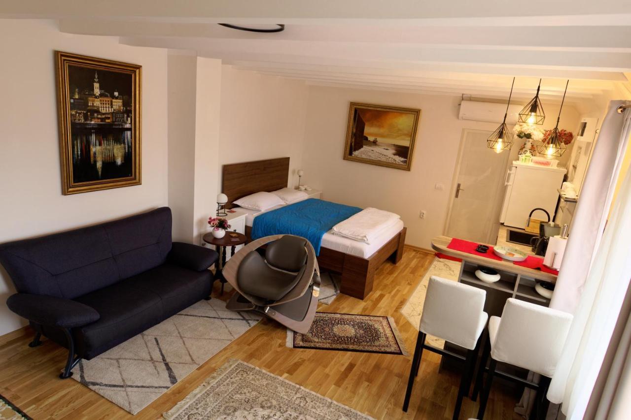 Zemoon Apartment Belgrado Esterno foto